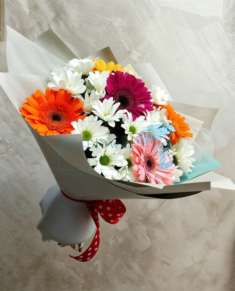 Букет цветов из: Хризантемы и Герберы